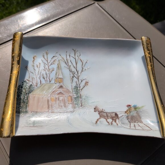 Hand Painted Trinket Tray Winter Church Scene With Sleigh - Picture 1 of 7